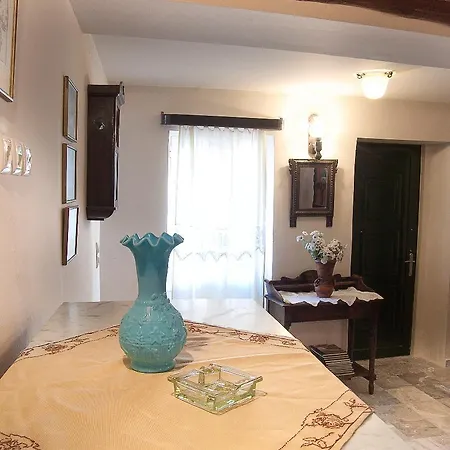 House 1910 By Zante Plaza Katastarion